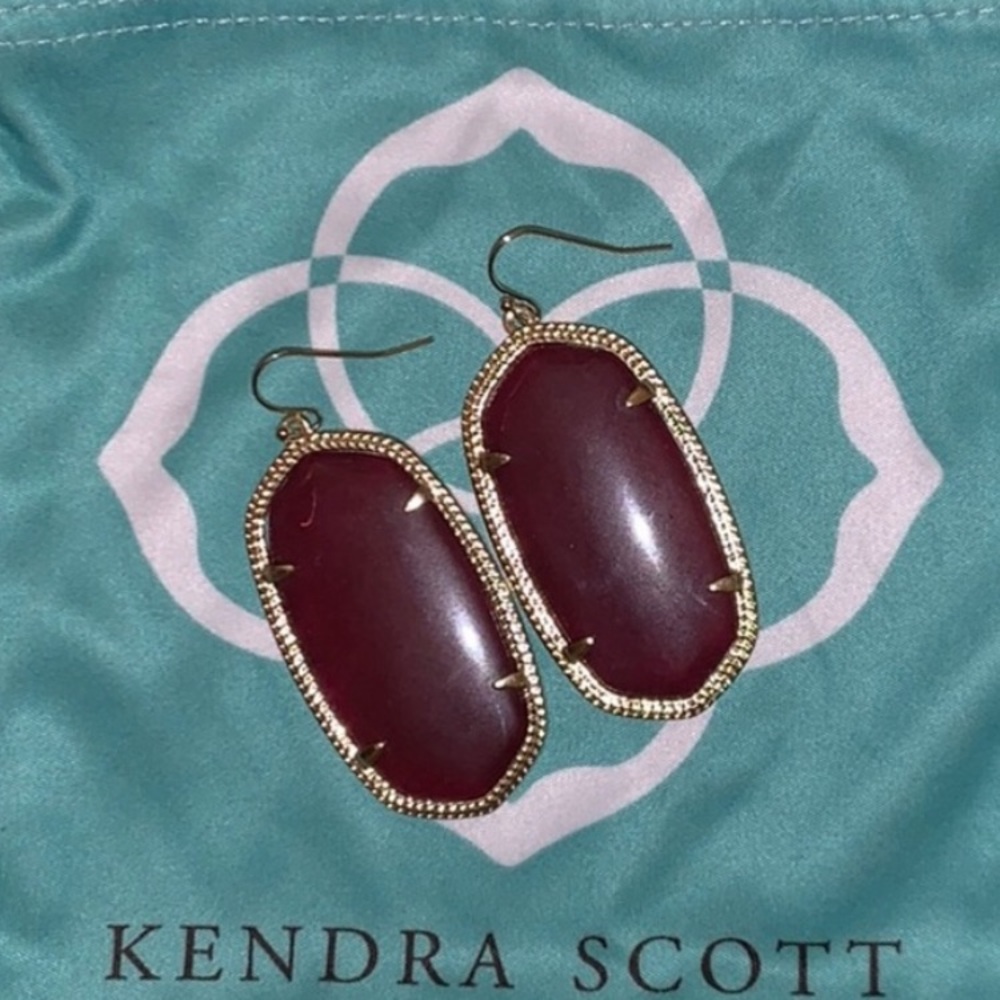 Maroon Kendra Scott Earrings Excellent Condition!